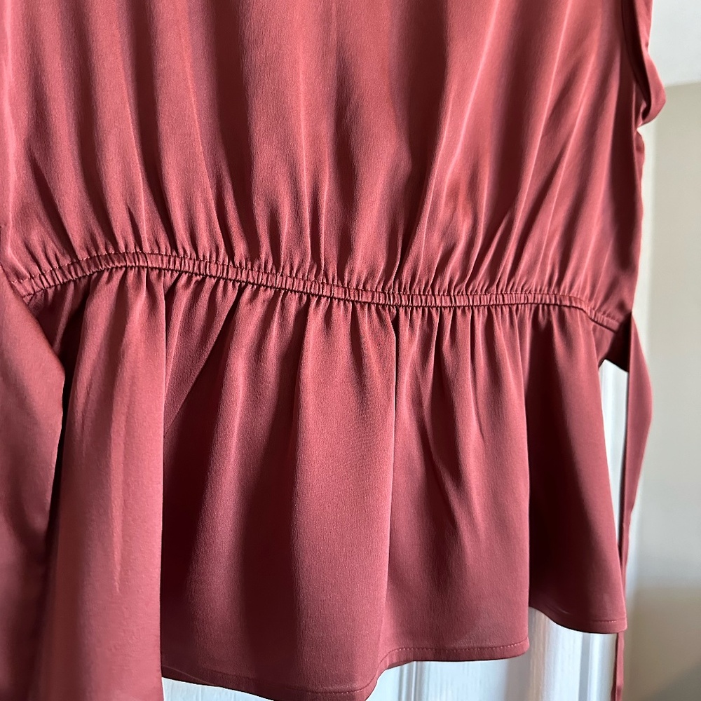 Express Top - Picture 11 of 12